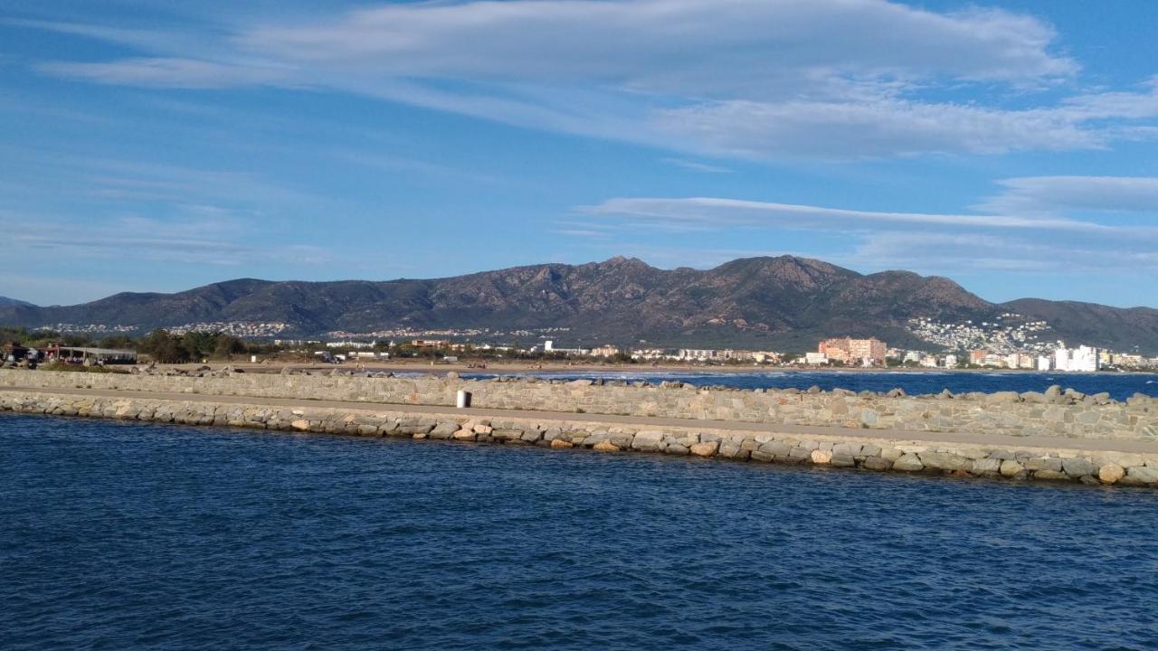 דירות אמפוריבראבה Brisa De Mar מראה חיצוני תמונה